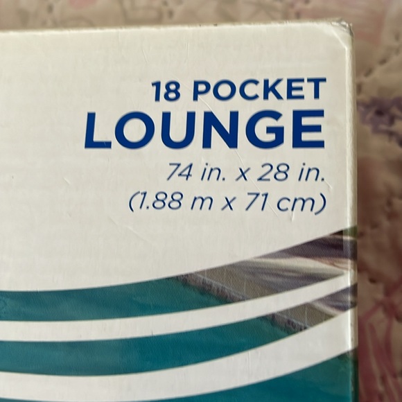 Open Water Swim 18 pocket lounge floatie - Picture 2 of 2